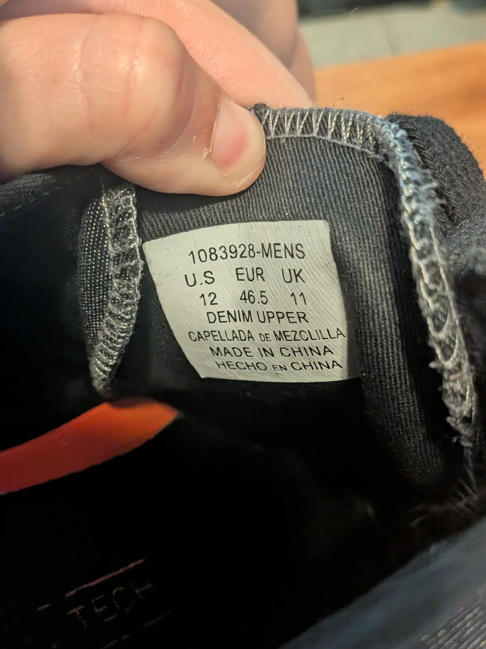 Levi's Black Canvas Low-Top Sneakers with White Toe Cap